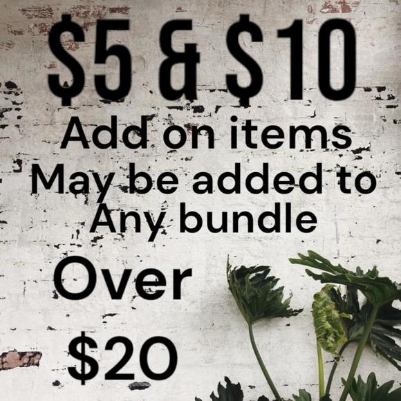 SOLD! TOMMY HILFIGER,Lt. blue& cream stripe,100%cotton waffle knit,crew neck - Picture 8 of 9